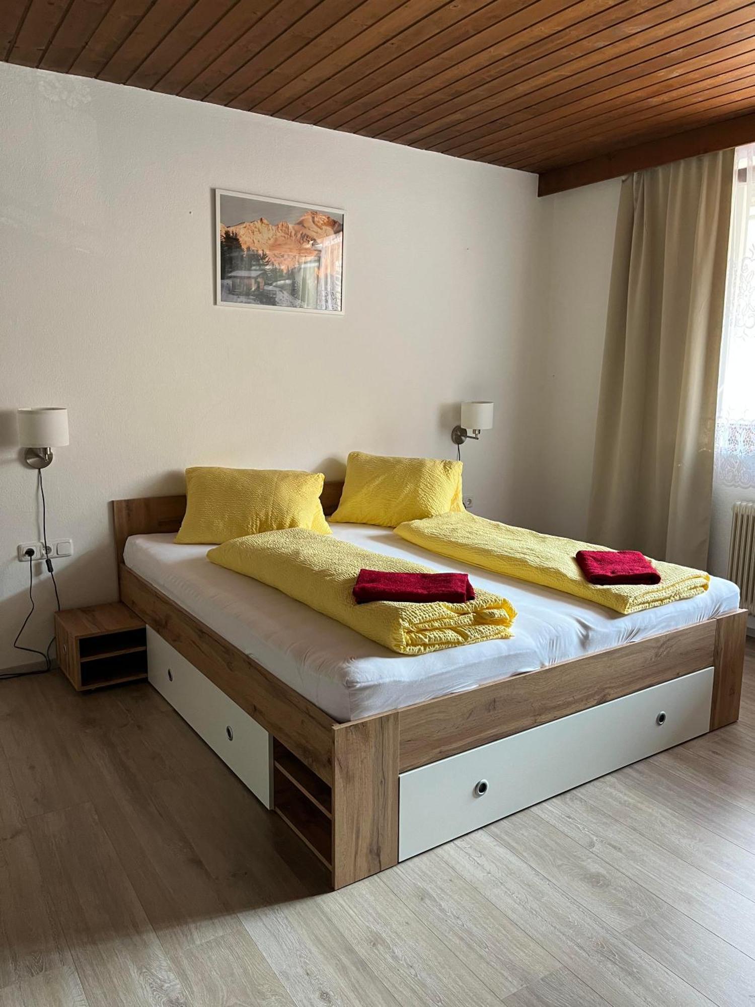 Pension Steiner, 6143 Matrei Am Brenner!!Check-In Between 15 - 21 O'Clock!! No Breakfast Muhlbachl Eksteriør billede