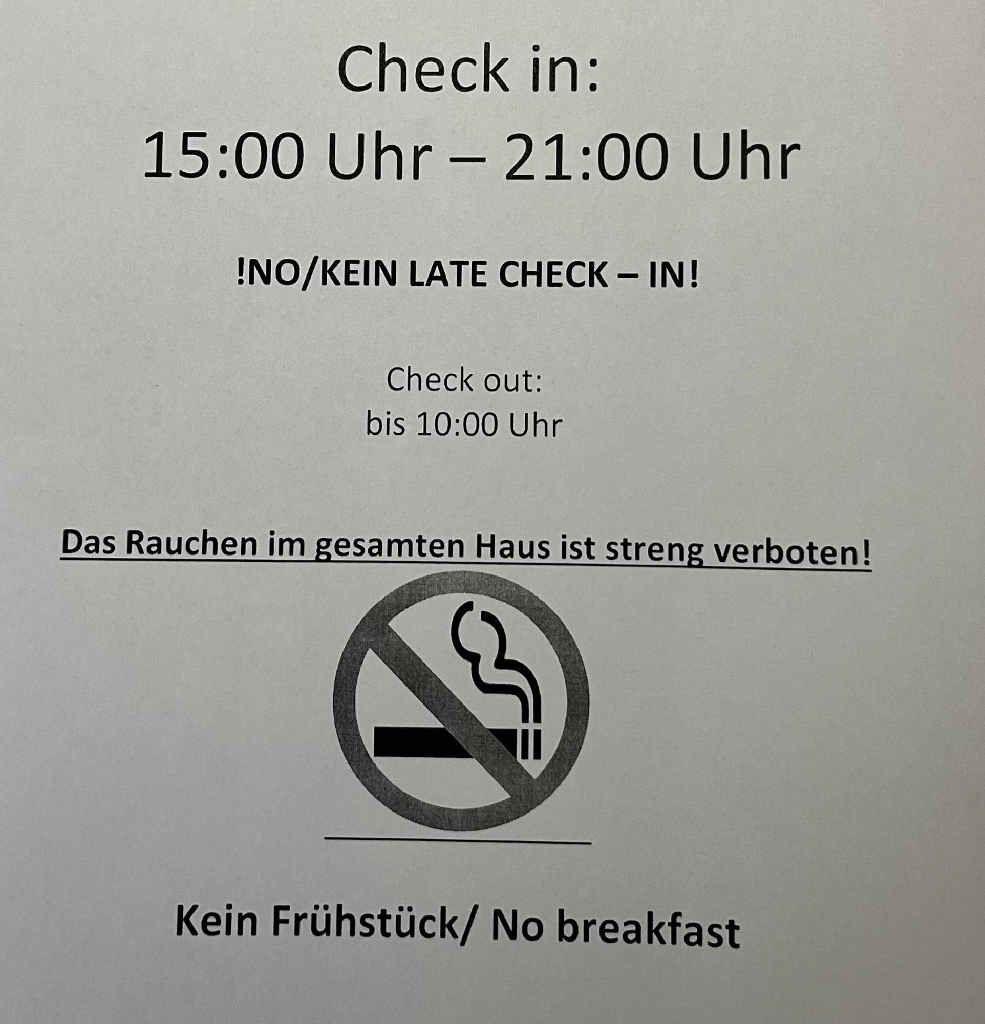 Pension Steiner, 6143 Matrei Am Brenner!!Check-In Between 15 - 21 O'Clock!! No Breakfast Muhlbachl Eksteriør billede